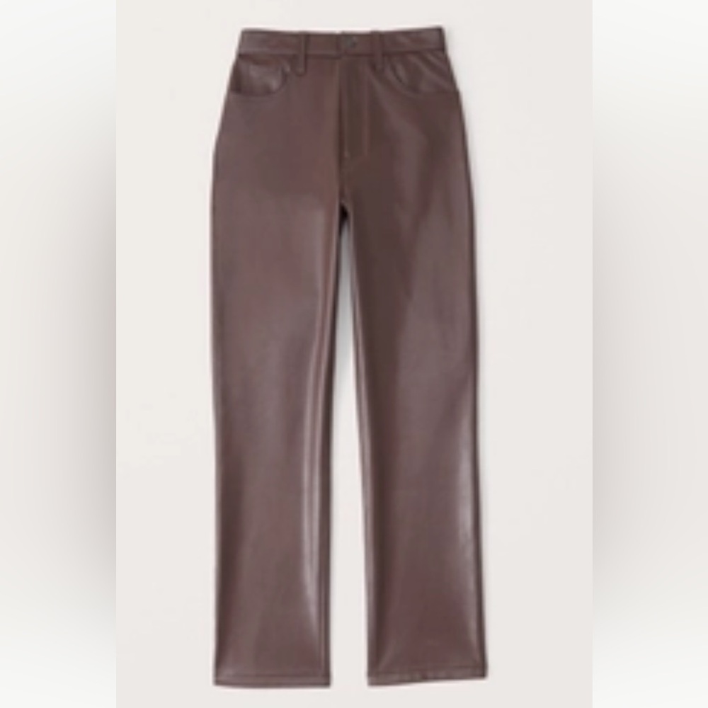A&F Vegan Leather 90s Relaxed Pants in Brown